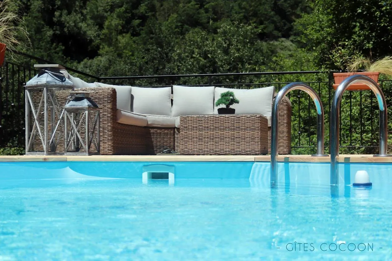 Holiday home L'Ancienne Ecole Villa Entraygues-sur-Truyere