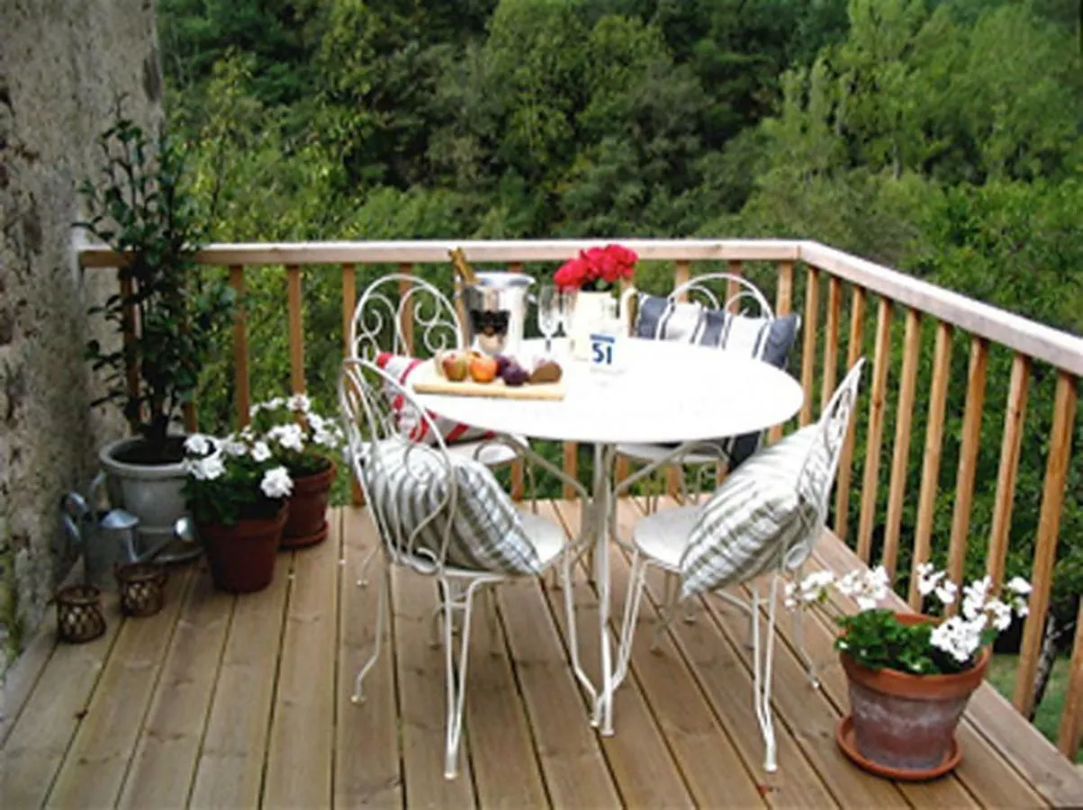 Holiday home L'Ancienne Ecole Villa Entraygues-sur-Truyere France
